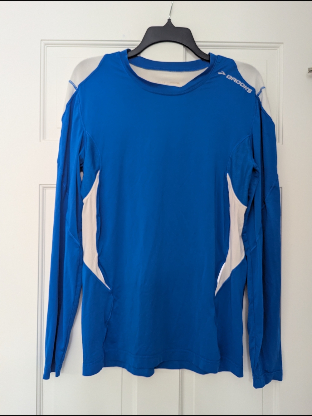 Brooks Long-Sleeve Performance Shirt